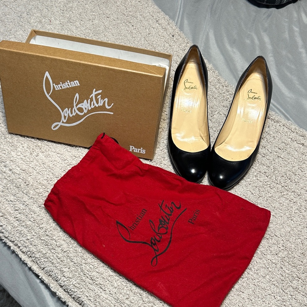 Christian Louboutin Black Leather Pumps with Red Dust Bag Size 9